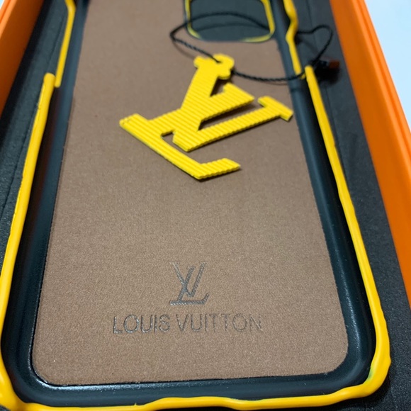 Fashion Case for iPhone - Picture 2 of 8